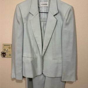 JH Collectibles Women’s Two Piece Skirt suit